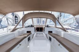 Sun Odyssey 479 in Mykonos / Tourlos Marina thumbnail 8