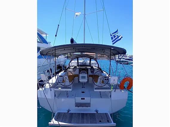 Bavaria 38 Cruiser in Rhodes / Mandraki Port - Photo 1