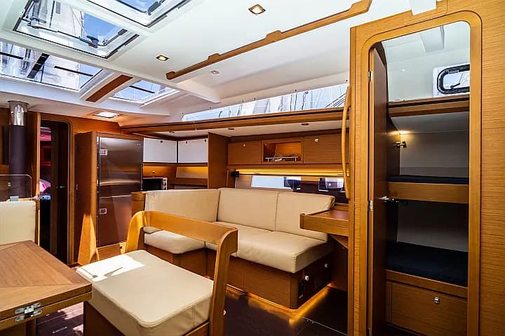 Dufour 56 Exclusive in Sardinia / Portisco / Marina di Portisco - Photo 4