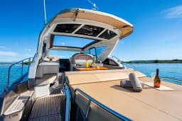 Cranchi M44 HT in Split / ACI Marina Split thumbnail 31