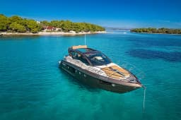 Cranchi M44 HT in Split / ACI Marina Split thumbnail 8