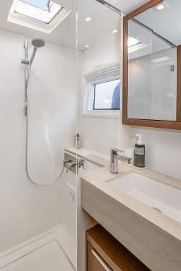 Lagoon 46 in Paros port thumbnail 17