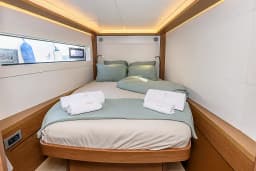 Lagoon 46 in Paros port thumbnail 3