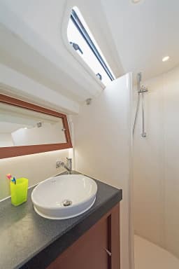 Hanse 415 in Rhodes New Marina thumbnail 15