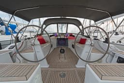 Hanse 415 in Rhodes New Marina thumbnail 18