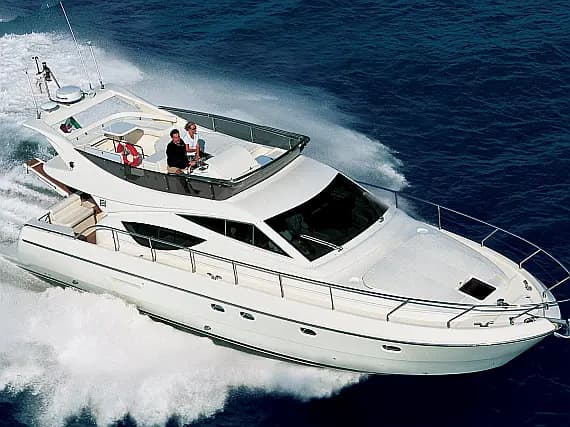 Ferretti 460 in Goa / Panaji port - Photo 1