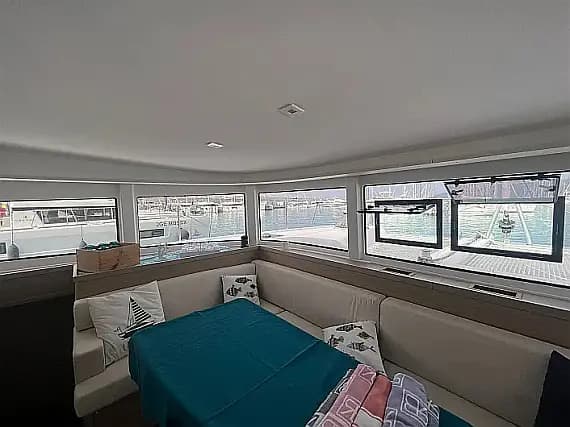 Lagoon 42 in Sicily / Capo d'Orlando Marina - Photo 3