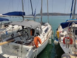 Oceanis 34 in Nea Peramos - Attica / Nea Peramos thumbnail 7