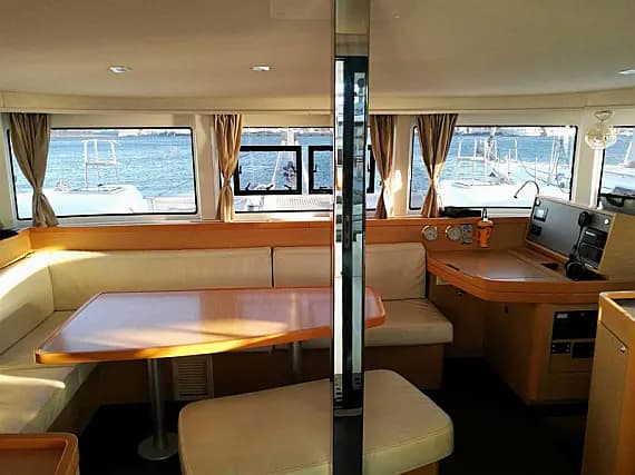 Lagoon 42 in Lavrion Main Port - Photo 3