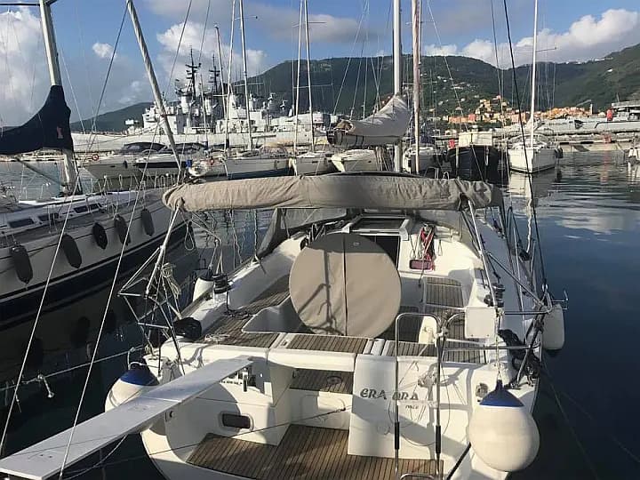Oceanis 37 in La Spezia / Porto Lotti - Photo 4