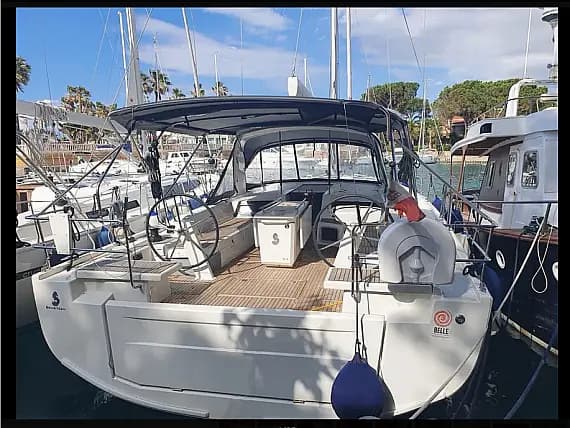 Oceanis 51.1 in Sardinia / Cannigione - Photo 1