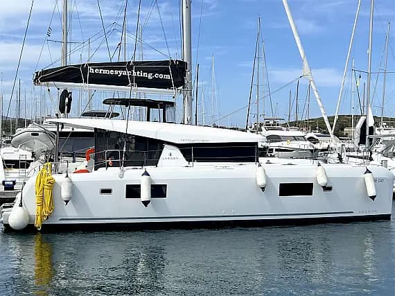 Lagoon 42 in Lavrion / Olympic Marina - Photo 1