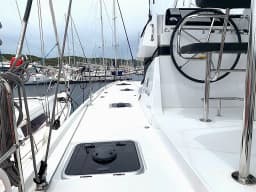 Lagoon 42 in Lavrion / Olympic Marina thumbnail 11
