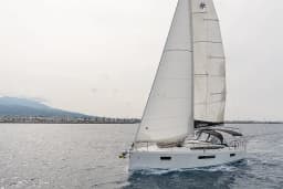 Sun Odyssey 410 in Kos / Marina Kos thumbnail 17