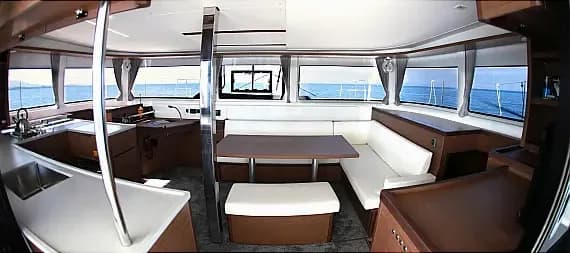Lagoon 46 in Piraeus / Marina Zeas - Photo 3