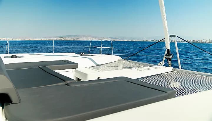 Lagoon 46 in Piraeus / Marina Zeas - Photo 4