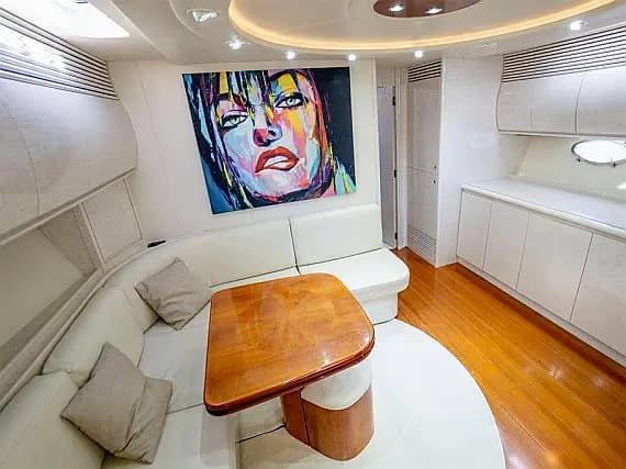 Pershing 54 in Athens / Alimos Marina - Photo 3