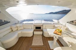 Pershing 54 in Athens / Alimos Marina thumbnail 8