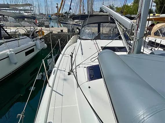 Sun Odyssey 440 in Athens / Alimos Marina - Photo 1