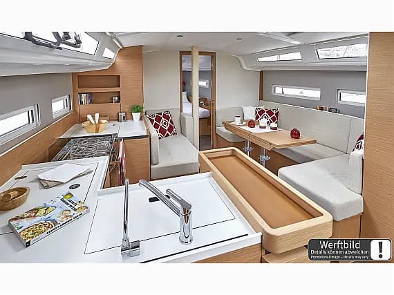 Sun Odyssey 410 in Mallorca / Palma de Mallorca / Marina Naviera Balear - Photo 3