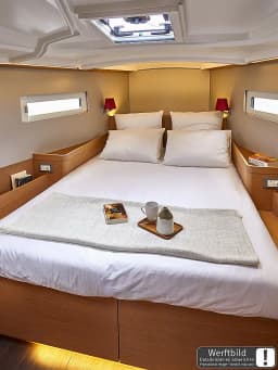 Sun Odyssey 410 in Mallorca / Palma de Mallorca / Marina Naviera Balear thumbnail 7