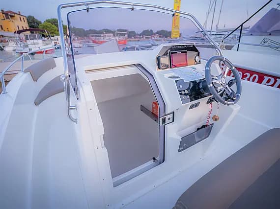 Atlantic Marine 670 in Pula / Fažana - Photo 2