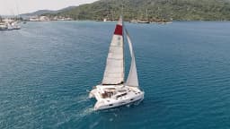Lagoon 421 in Marmaris Yacht Marina thumbnail 12