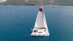 Lagoon 421 in Marmaris Yacht Marina thumbnail 23