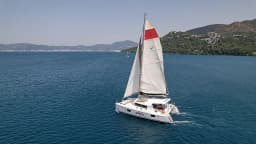 Lagoon 421 in Marmaris Yacht Marina thumbnail 25