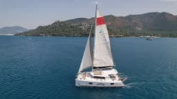 Lagoon 421 in Marmaris Yacht Marina thumbnail 26