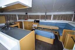 Lagoon 421 in Marmaris Yacht Marina thumbnail 30