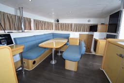 Lagoon 421 in Marmaris Yacht Marina thumbnail 32