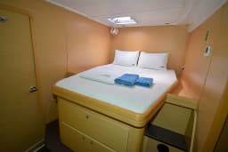 Lagoon 421 in Marmaris Yacht Marina thumbnail 55