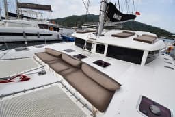 Lagoon 421 in Marmaris Yacht Marina thumbnail 67