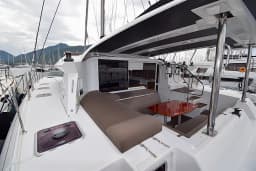 Lagoon 421 in Marmaris Yacht Marina thumbnail 76