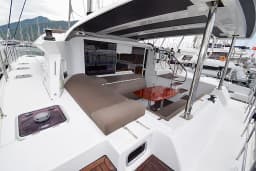 Lagoon 421 in Marmaris Yacht Marina thumbnail 80