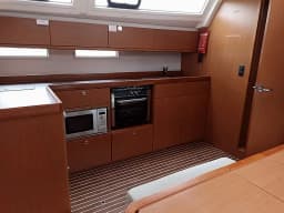 Bavaria Cruiser 46 in Kefalonia / Sami Port thumbnail 10