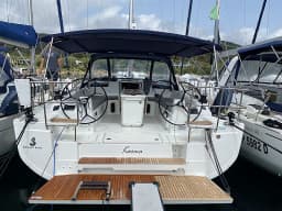 Oceanis 40.1 in Sardinia / Portisco / Cala dei Sardi thumbnail 15