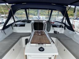 Oceanis 40.1 in Sardinia / Portisco / Cala dei Sardi thumbnail 16