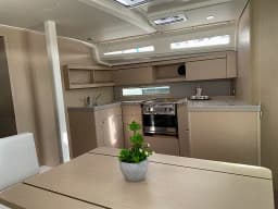 Oceanis 40.1 in Sardinia / Portisco / Cala dei Sardi thumbnail 26