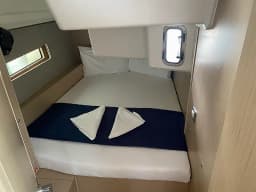 Oceanis 40.1 in Sardinia / Portisco / Cala dei Sardi thumbnail 32