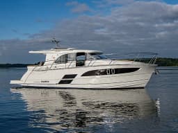 Marex 330 in Šibenik / D-Marin Marina Mandalina thumbnail 24