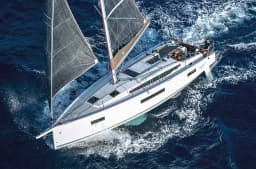 Sun Odyssey 410 in Sicily / Capo d'Orlando Marina thumbnail 7