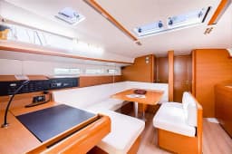 Sun Odyssey 440 in Lefkada / D-Marin Marina Lefkas thumbnail 12