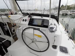 Lagoon 40 in Šibenik / D-Marin Marina Mandalina thumbnail 3