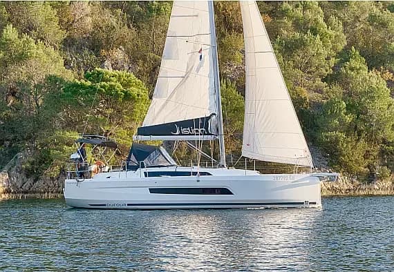Dufour 37 in Skradin / ACI Marina Skradin - image 1