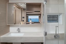 Lagoon 60 in Split / Port of Split / West Harbour thumbnail 32