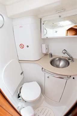 Sun Odyssey 49DS in Lefkada / D-Marin Marina Lefkas thumbnail 9