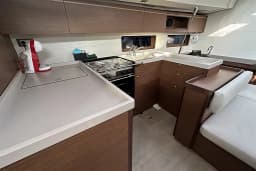 Oceanis 51.1 in Mallorca / Can Pastilla / Club Maritimo San Antonio De La Playa thumbnail 19