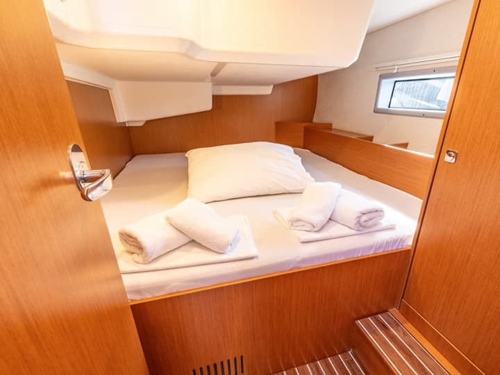 Bavaria C42 in Kiato - Photo 3